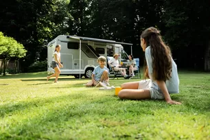 Showroom & kampeerwinkel